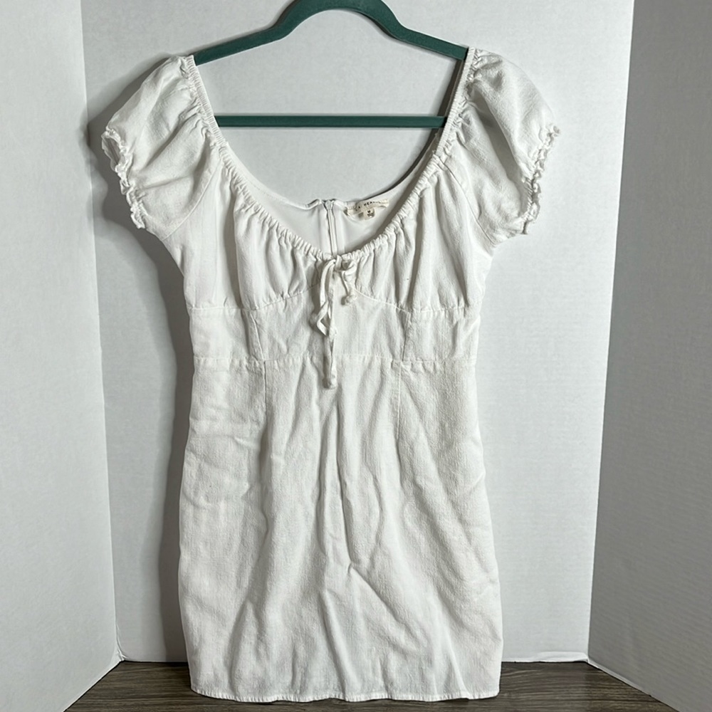 LA Hearts White Linen Blend Dress Size Medium Off Shoulder
